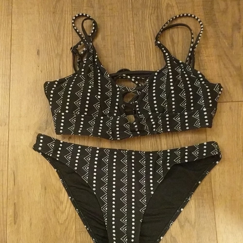 Swim suit